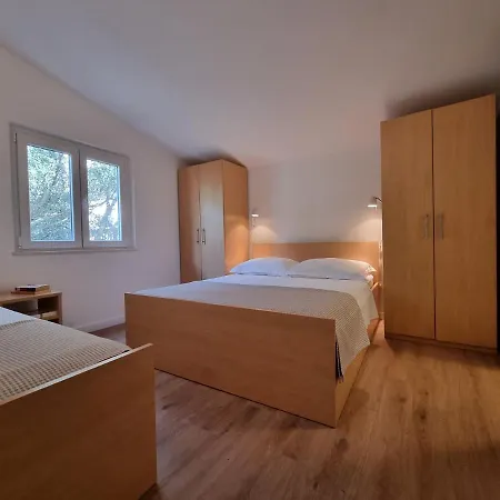 2821c Lejlighed Duće